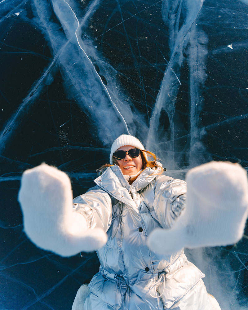 Зимний Байкал: когда лёд становится зеркалом неба